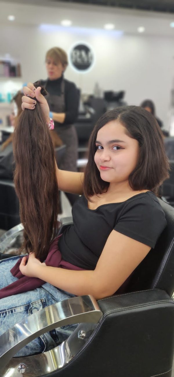Extensiones por Mechitas Amarradas con hilo (nudo Brasilero) de Pelo Humano Instalado